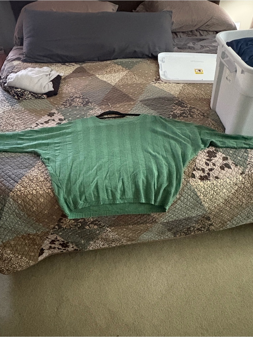 Cyrus Green Ribbed Crew Neck Sweater